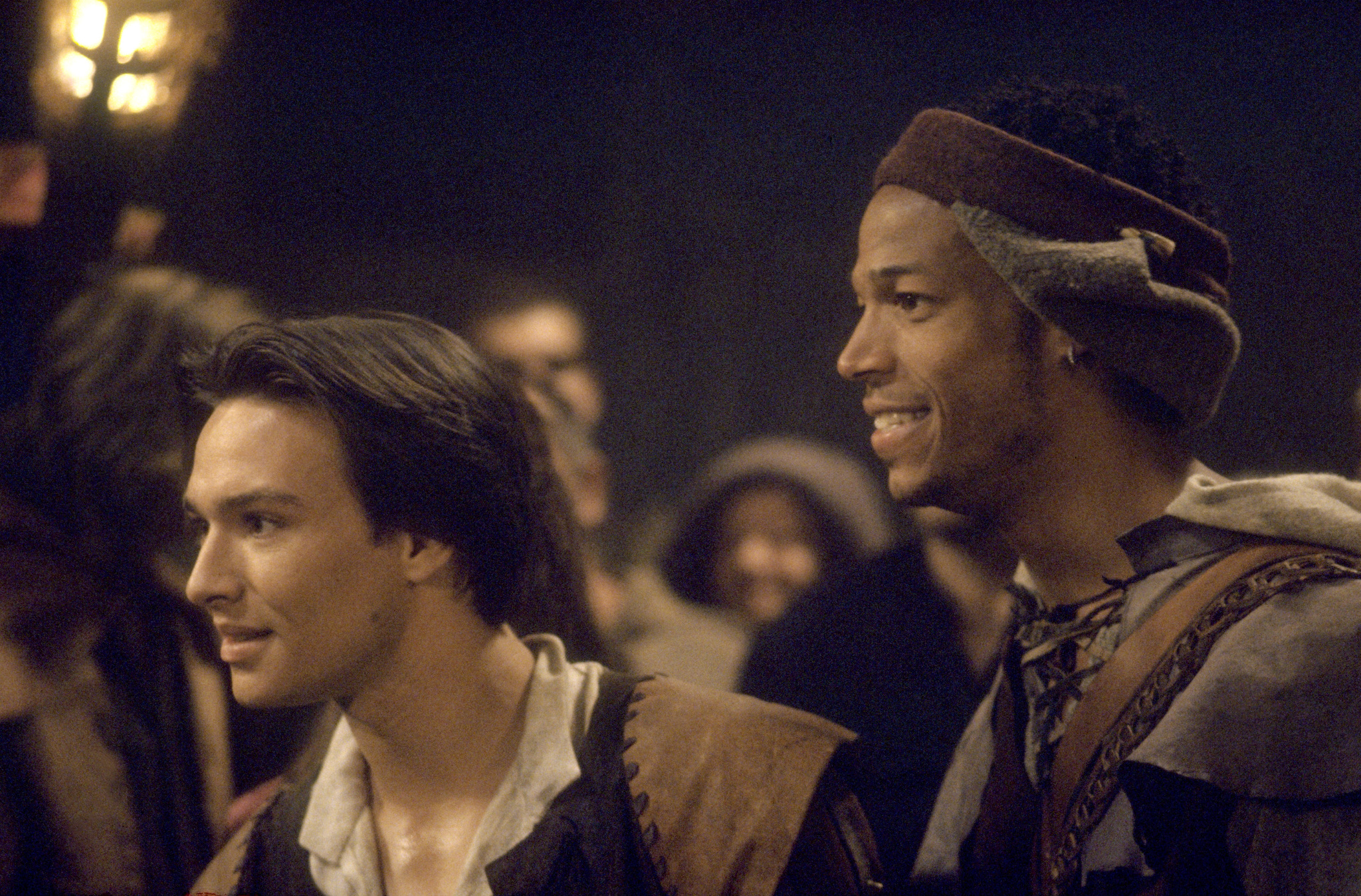 Still of Marlon Wayans and Justin Whalin in Dungeons & Dragons (2000)