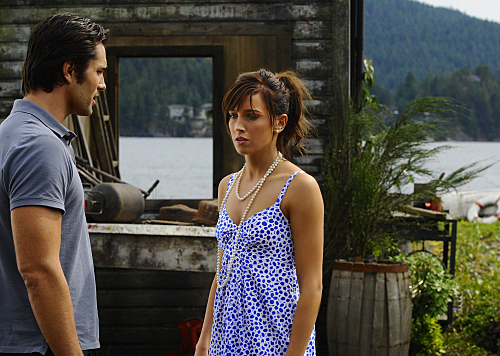 Still of Victor Webster and Katie Cassidy in Harperio sala (2009)