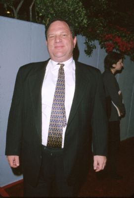 Harvey Weinstein at event of Dogma (1999)