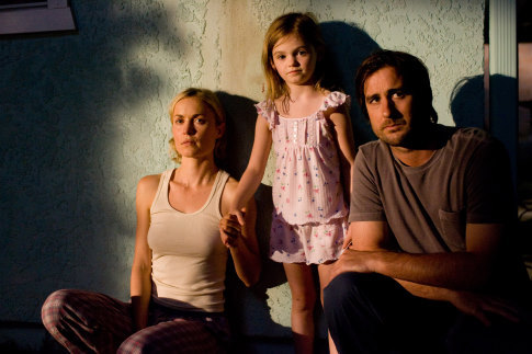 Still of Luke Wilson, Radha Mitchell and Morgan Lily in Henry Poole Is Here (2008)