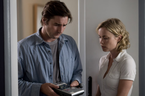 Still of Luke Wilson and Radha Mitchell in Henry Poole Is Here (2008)