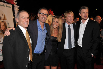 Jennifer Aniston, Owen Wilson, Eric Dane, David Frankel and John Grogan at event of Marley & Me (2008)