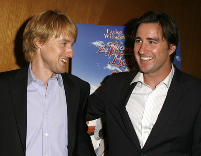 Luke Wilson and Owen Wilson at event of The Wendell Baker Story (2005)