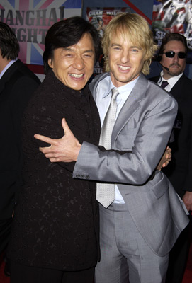 Jackie Chan and Owen Wilson at event of Shanghai Knights (2003)