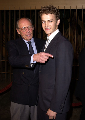Irwin Winkler and Hayden Christensen at event of Life as a House (2001)