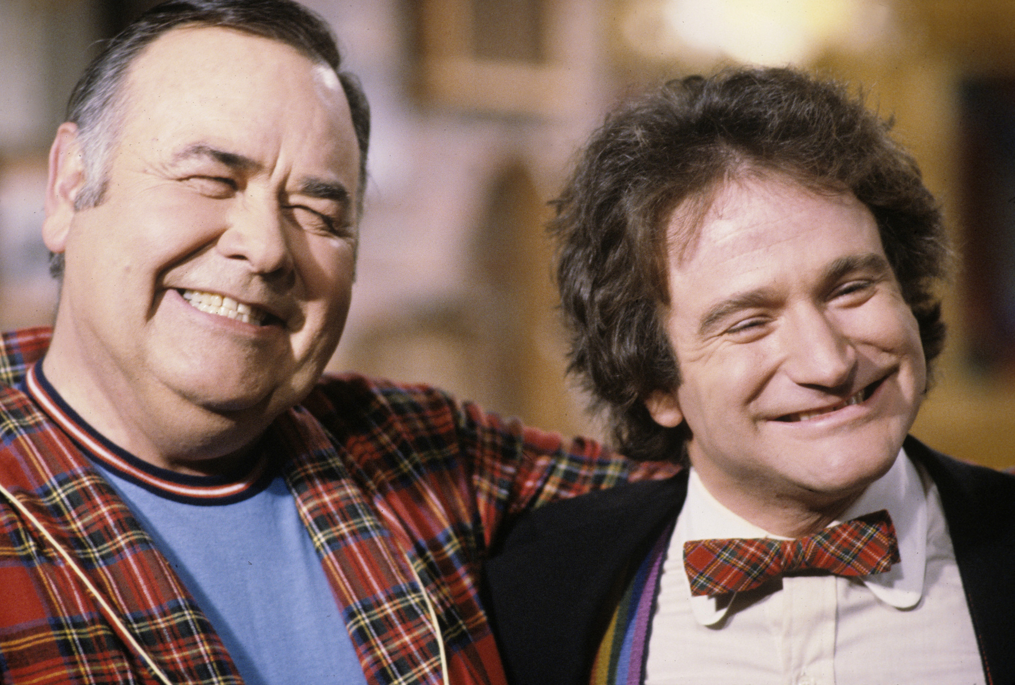 Robin Williams and Jonathan Winters at event of Mork & Mindy (1978)