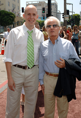 Richard D. Zanuck and John August at event of Carlis ir sokolado fabrikas (2005)