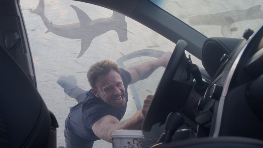 Still of Ian Ziering in Sharknado 3: Oh Hell No! (2015)