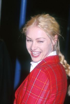 Portia de Rossi at event of Kovos klubas (1999)