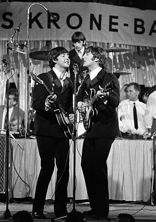 The Beatles Ringo Starr, John Lennon, Paul McCartney June 24, 1966/**I.V.