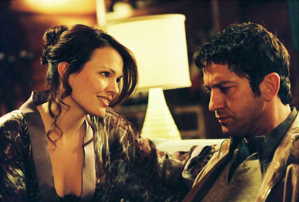 Still of Claudette Mink and Gerard Butler in Butterfly on a Wheel (2007)