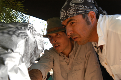Rodrigo Prieto and Alejandro González Iñárritu in Babelis (2006)