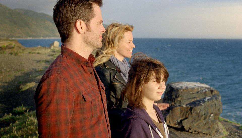 Still of Elizabeth Banks, Chris Pine and Michael Hall D'Addario in People Like Us (2012)