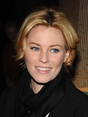 Elizabeth Banks at event of Just Add Water (2008)