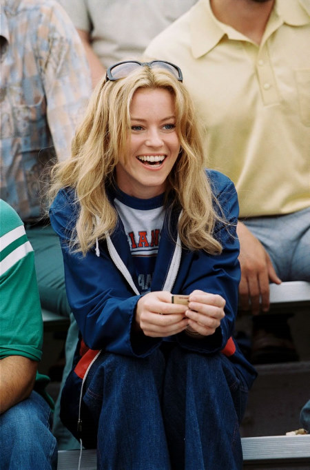 Still of Elizabeth Banks in Invincible (2006)