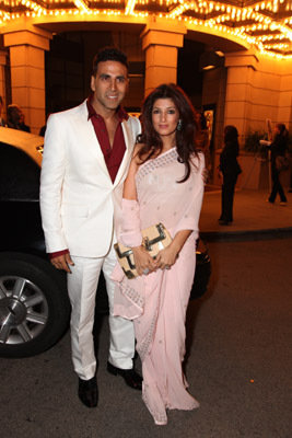 Twinkle Khanna and Akshay Kumar at event of Chandni Chowk to China (2009)