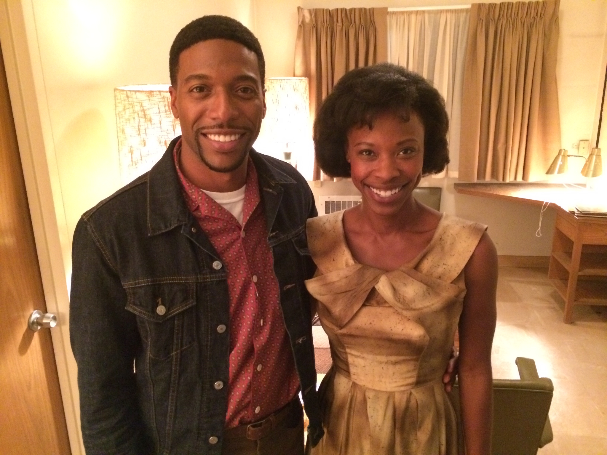 Karimah Westbrook and Jocko Sims on the set of Masters of Sex.