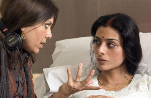Tabu and Mira Nair in The Namesake (2006)
