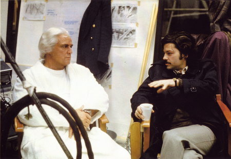 Producer Ilya Salkind with Marlon Brando on the set of SUPERMAN (1977)