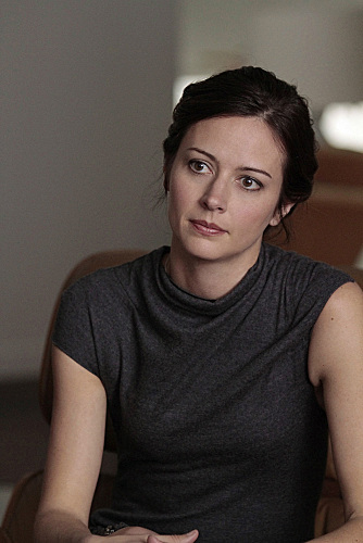 Still of Amy Acker in Person of Interest (2011)