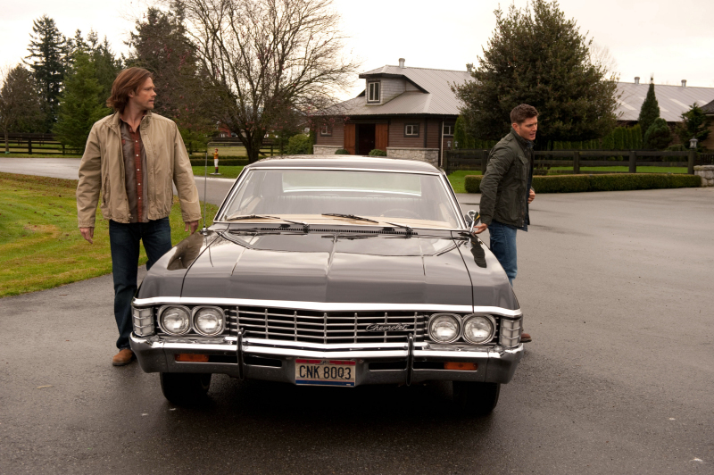 Still of Jensen Ackles and Jared Padalecki in Supernatural (2005)