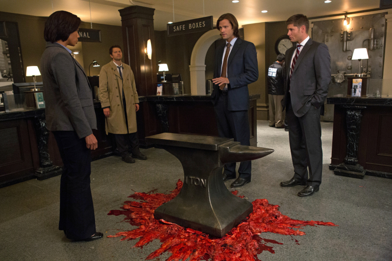 Still of Jensen Ackles, Misha Collins, Catherine Lough Haggquist and Jared Padalecki in Supernatural (2005)