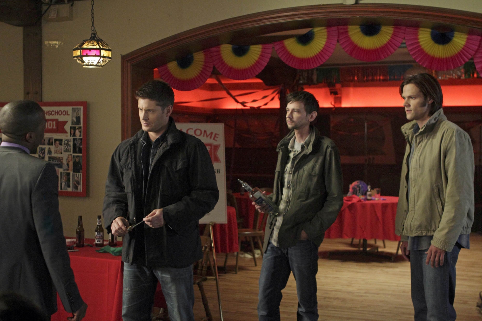 Still of Jensen Ackles, Jared Padalecki and DJ Qualls in Supernatural (2005)