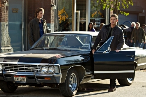 Still of Jensen Ackles and Jared Padalecki in Supernatural (2005)