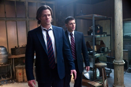 Still of Jensen Ackles and Jared Padalecki in Supernatural (2005)