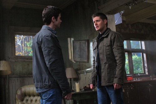 Still of Jensen Ackles and Matt Cohen in Supernatural (2005)