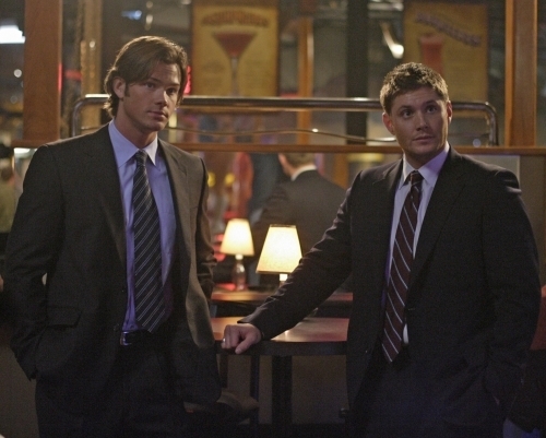 Still of Jensen Ackles and Jared Padalecki in Supernatural (2005)