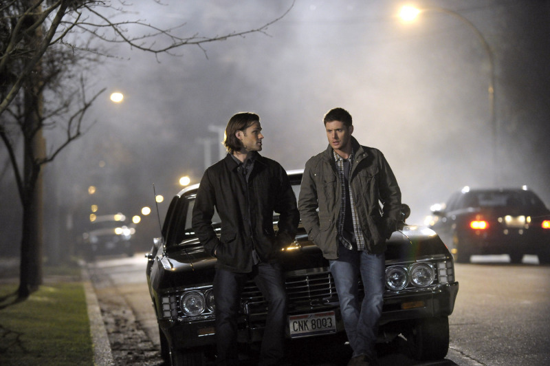 Still of Jensen Ackles and Jared Padalecki in Supernatural (2005)