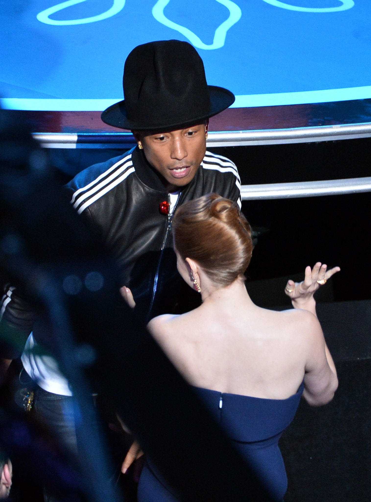 Amy Adams and Pharrell Williams at event of The Oscars (2014)