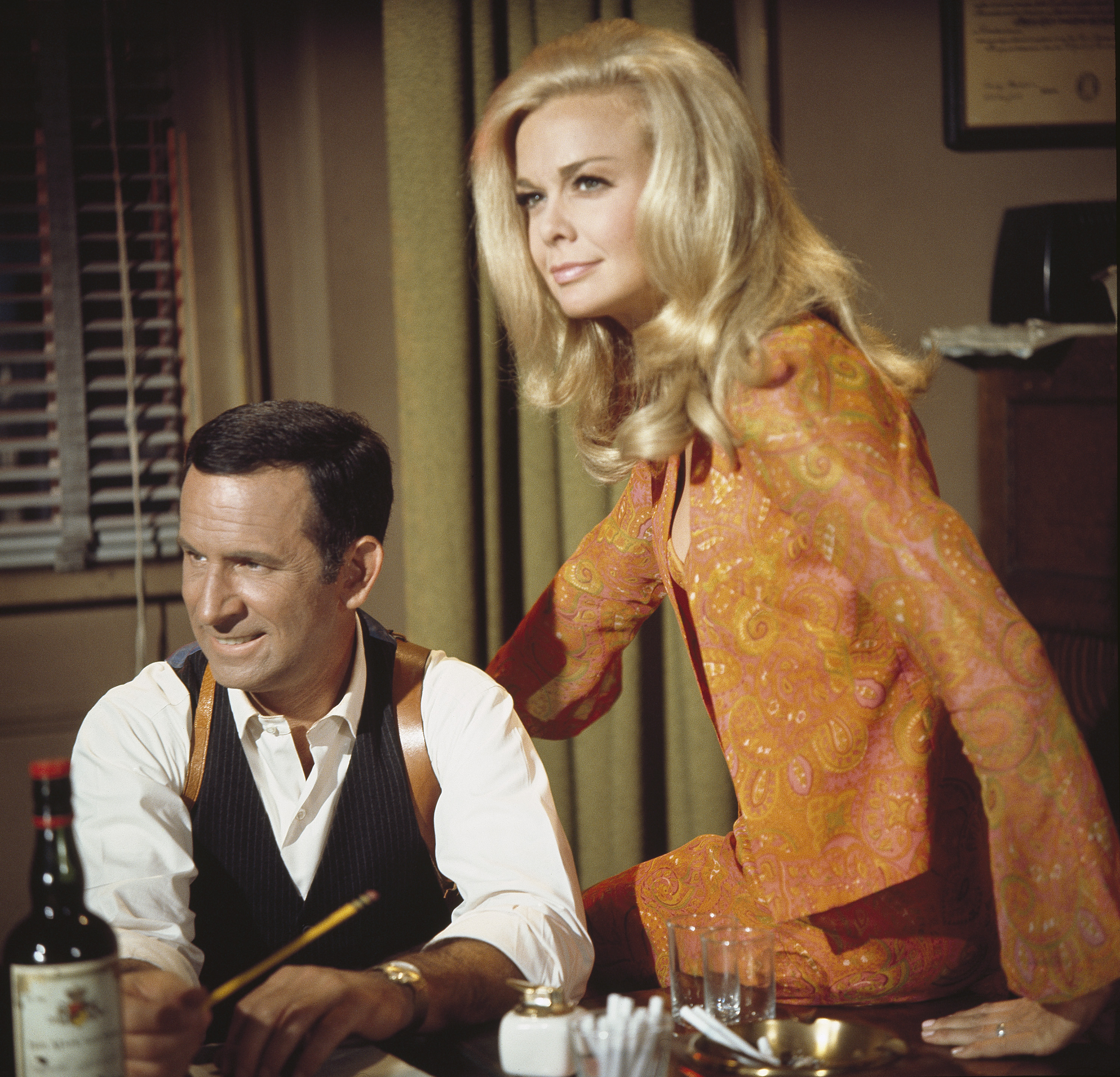 Still of Don Adams and Lynn Borden in Get Smart (1965)