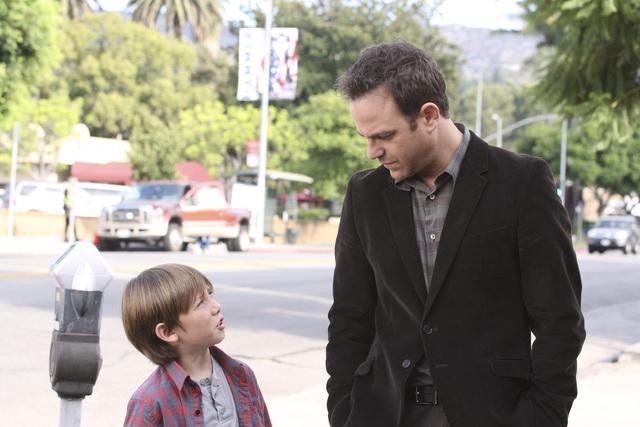 Still of Paul Adelstein and Griffin Gluck in Private Practice (2007)