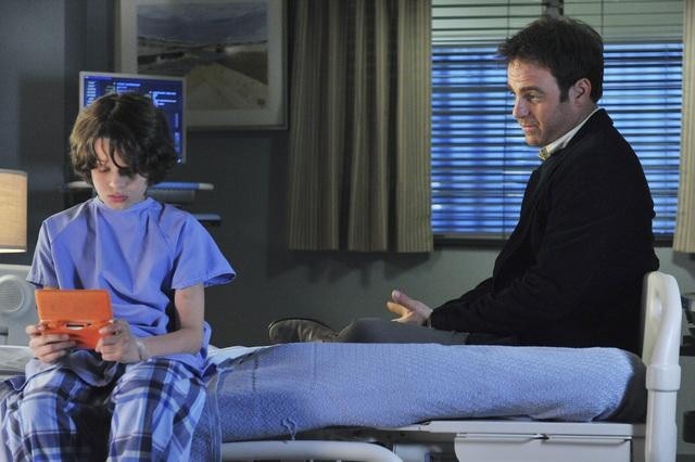 Still of Paul Adelstein and Bobby Coleman in Private Practice (2007)
