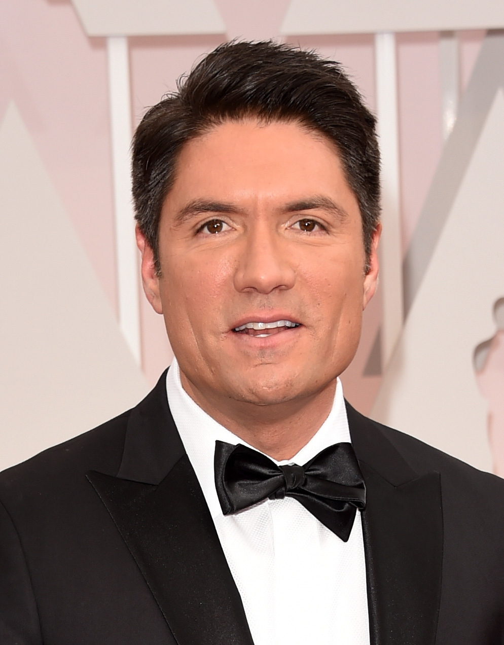 Louis Aguirre at event of The Oscars (2015)