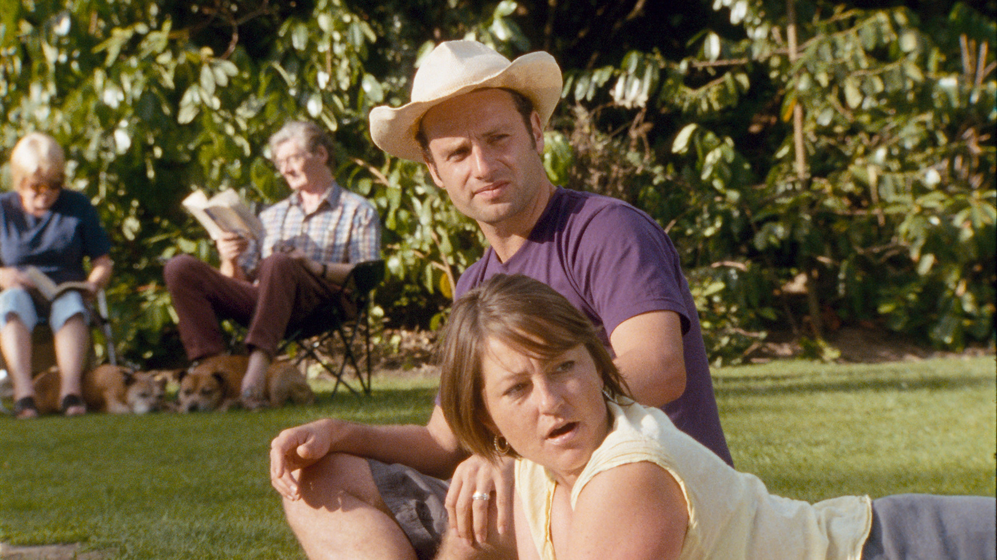 Still of Holly Aird and Andrew Lincoln in Scenes of a Sexual Nature (2006)
