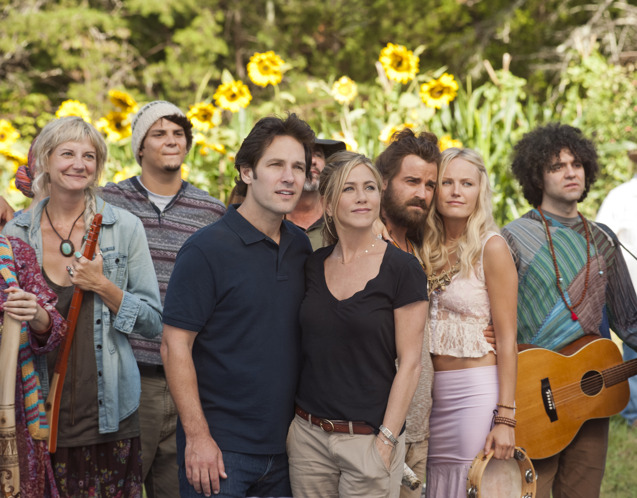 Still of Jennifer Aniston, Malin Akerman, Kerri Kenney, Paul Rudd and Justin Theroux in Wanderlust (2012)