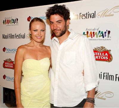 Malin Akerman and Josh Radnor