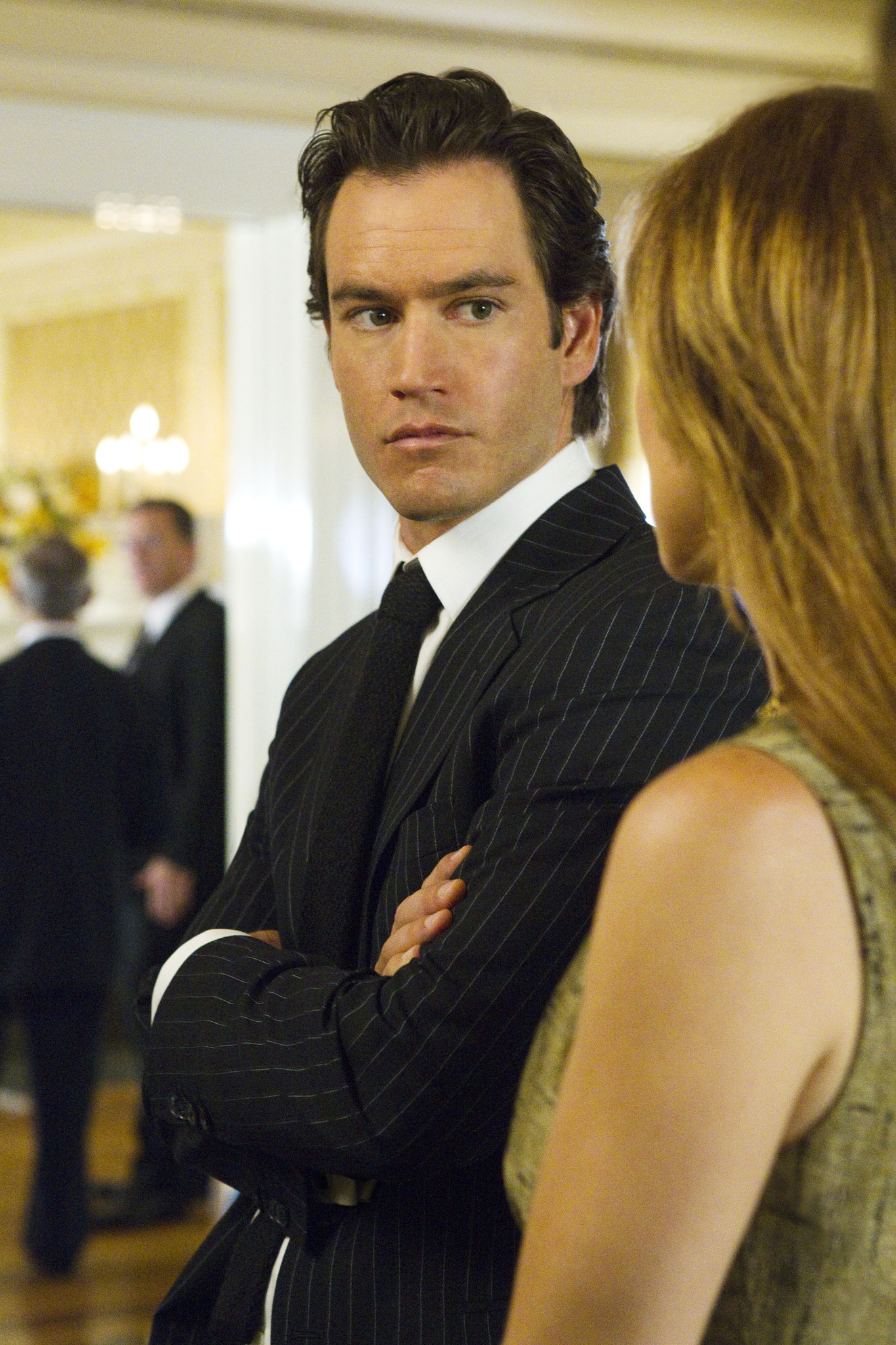 Still of Mark-Paul Gosselaar and Sasha Alexander in Rizzoli & Isles (2010)