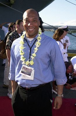 Byron Allen at event of Perl Harboras (2001)