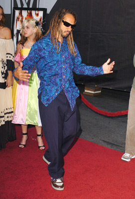 Tony Alva at event of Lords of Dogtown (2005)