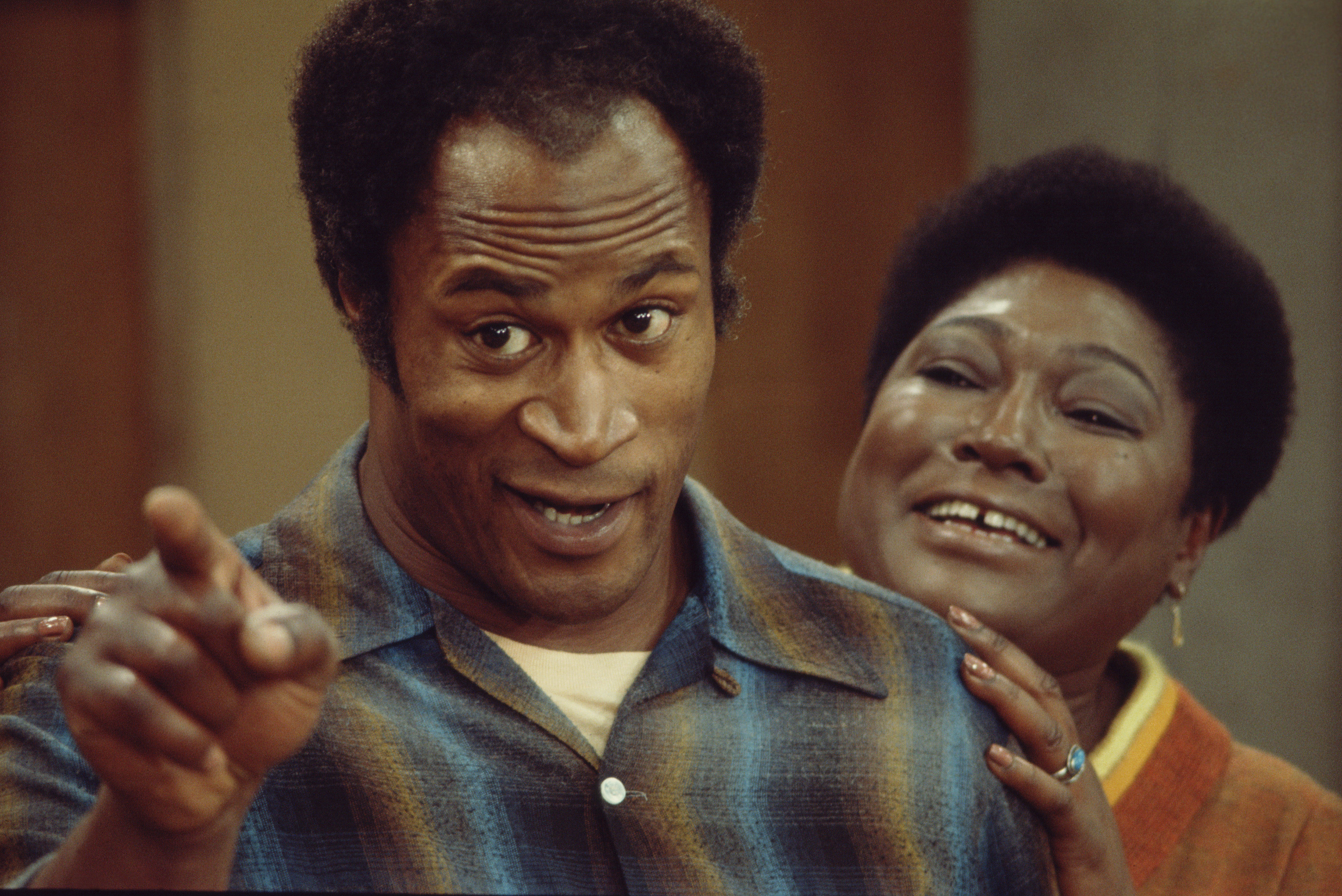 Still of John Amos and Esther Rolle in Good Times (1974)