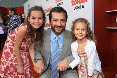 Judd Apatow, Maude Apatow and Iris Apatow at event of You Don't Mess with the Zohan (2008)