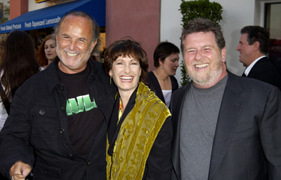 Gale Anne Hurd, Avi Arad and Larry J. Franco at event of Hulk (2003)