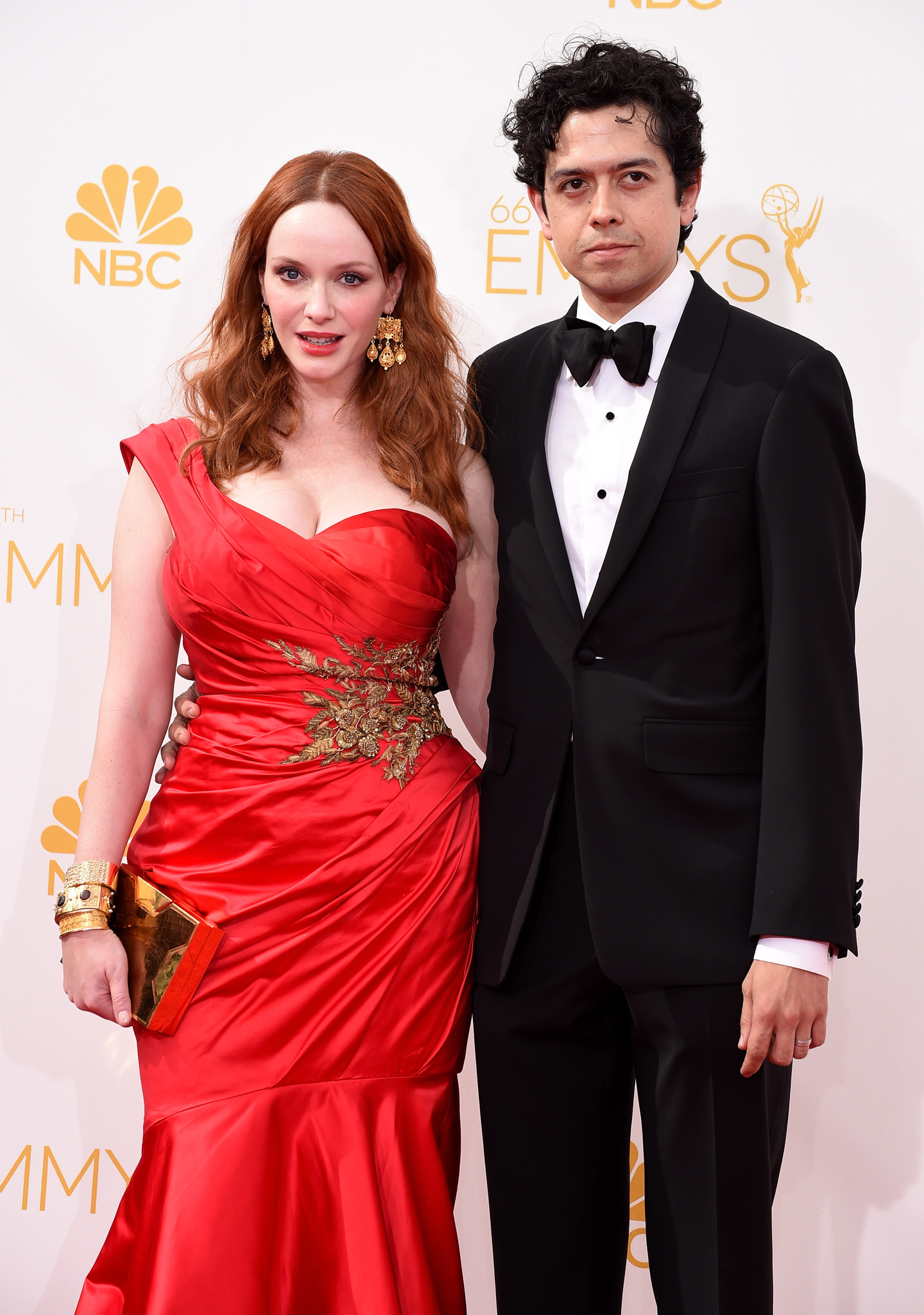 Geoffrey Arend and Christina Hendricks at event of The 66th Primetime Emmy Awards (2014)