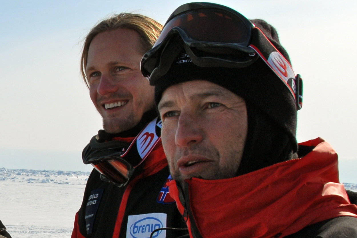 Alexander Skarsgård and Lars Arentz-Hansen in Beyond the Pole (2009)