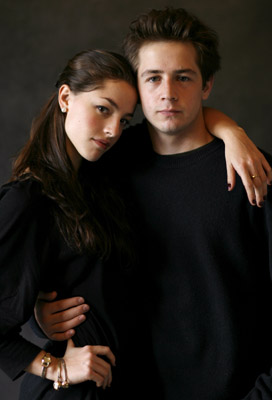 Michael Angarano and Olivia Thirlby at event of Snow Angels (2007)