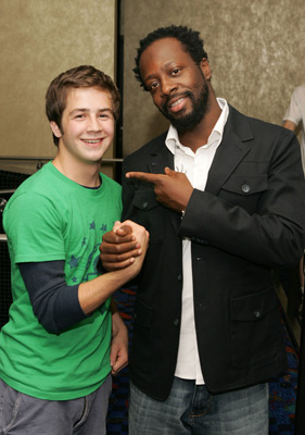 Michael Angarano and Wyclef Jean at event of One Last Thing... (2005)